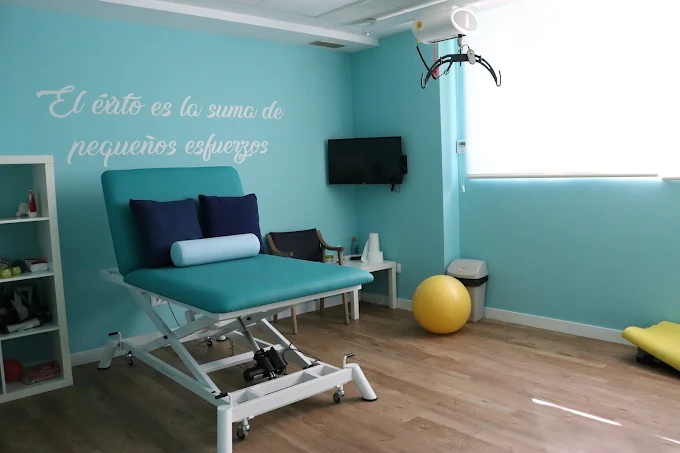 Sala de fisioterapia neurológica equipada